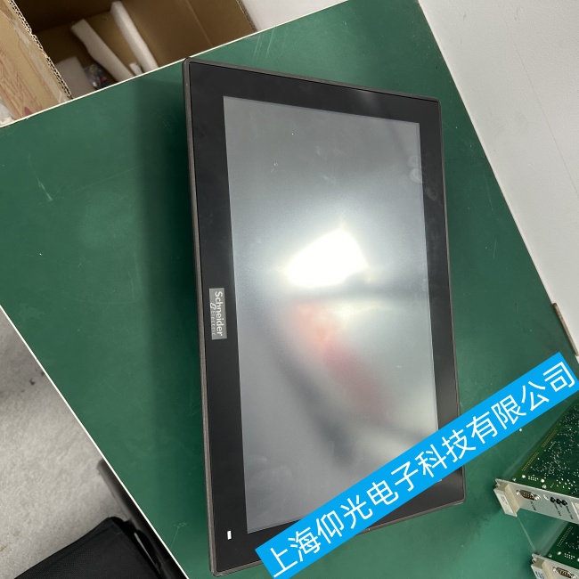 廣東施耐德觸摸屏XBTN410卡在開機(jī)界面無法繼續(xù)啟動故障維修免費(fèi)咨詢